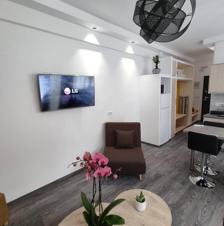Petmeza Apartment 1 By Dimitropoulos Aigio Dış mekan fotoğraf