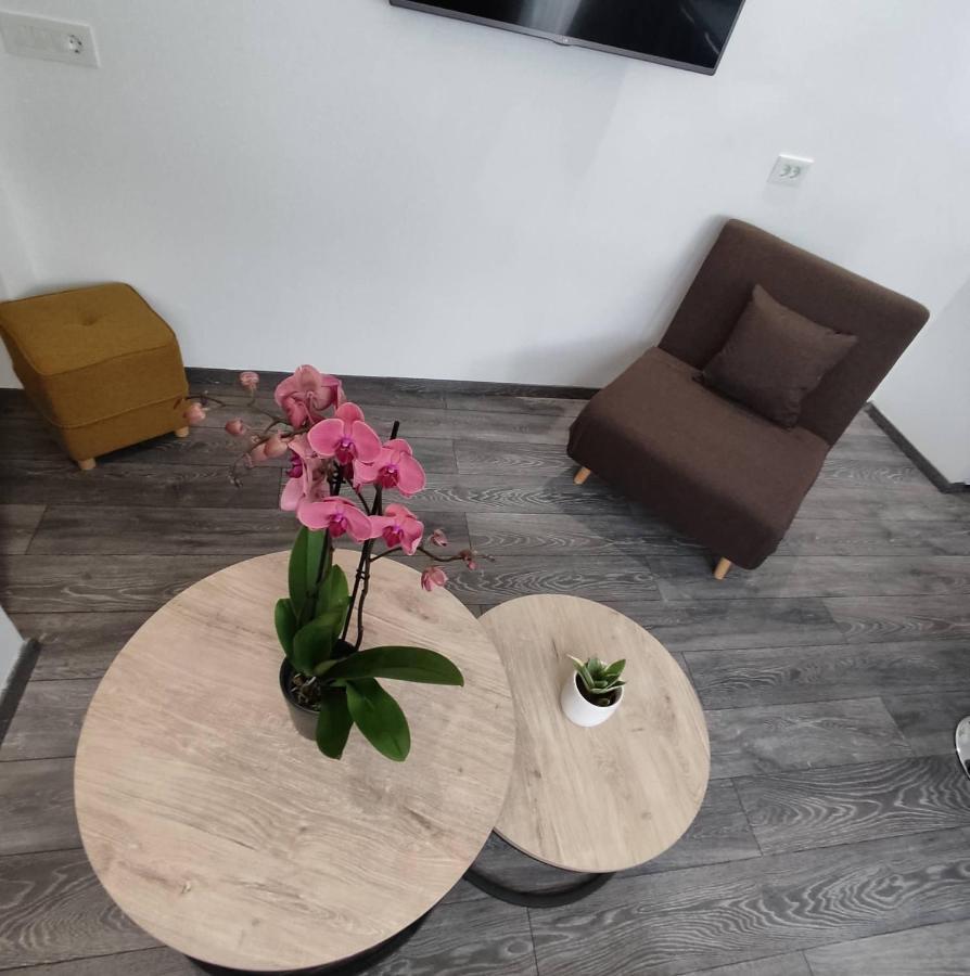 Petmeza Apartment 1 By Dimitropoulos Aigio Dış mekan fotoğraf